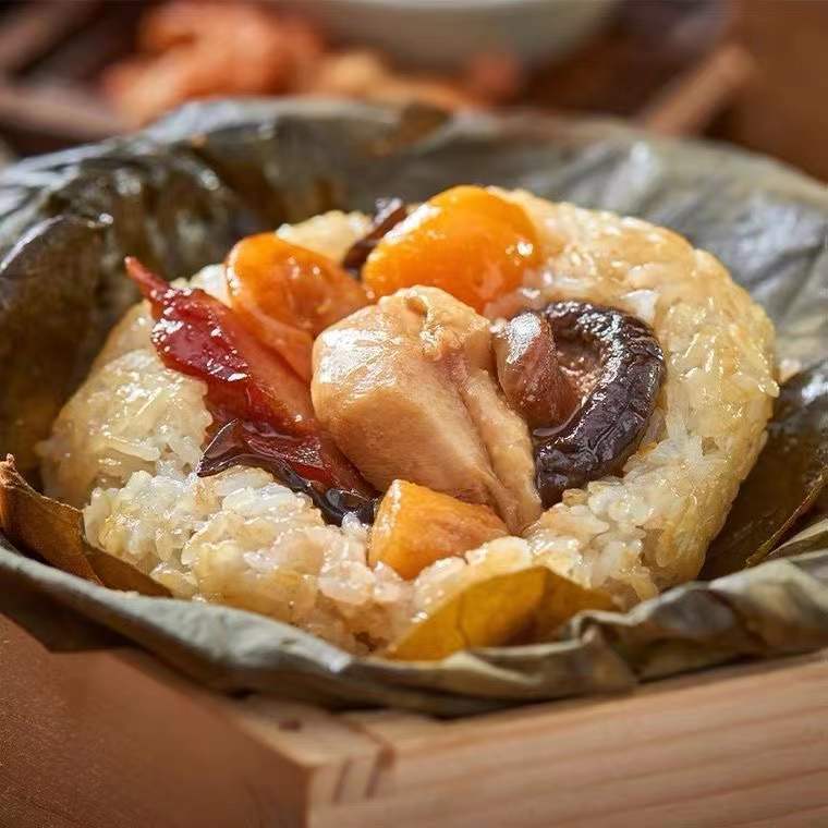 蛋黄糯米鸡广式茶楼早餐早茶点心速冻饭团咸蛋粽子荷叶鸡速冻食品