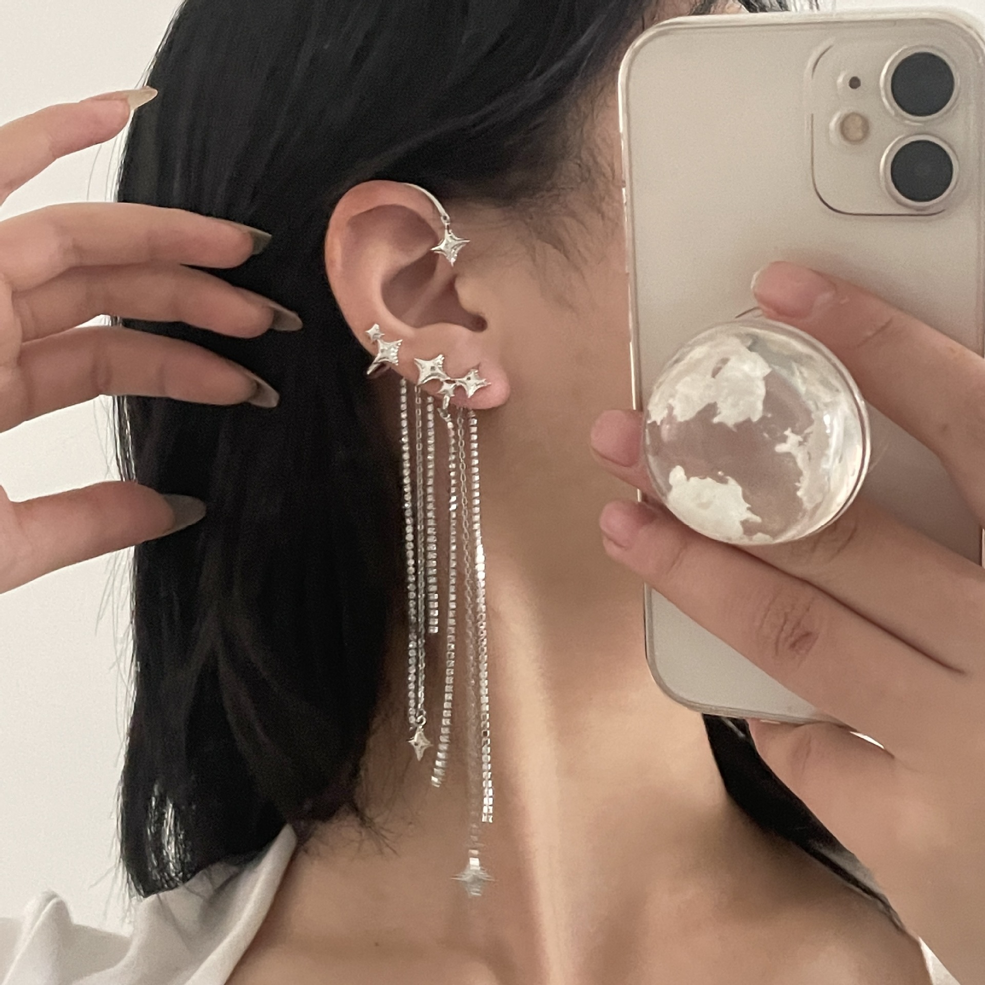 气质耳夹秋冬耳挂女无耳洞2022新款潮高级感星星流苏闪钻挂耳耳饰
