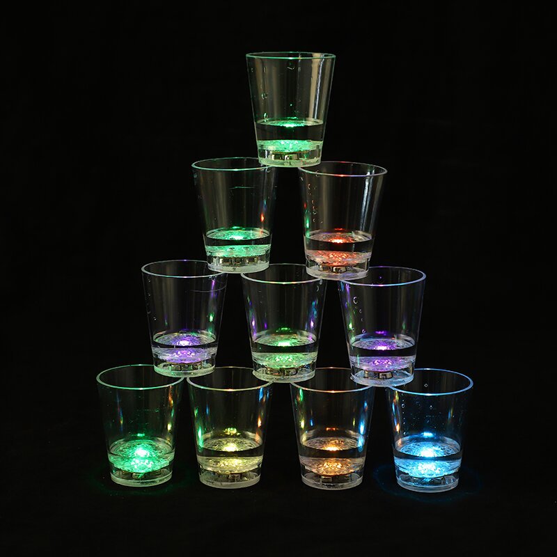 七彩感应发光杯遇水即亮酒吧ktv小酒杯氛围道具跨境热销led白酒杯