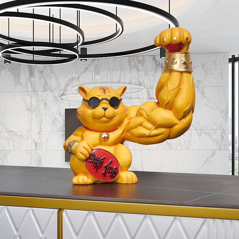 前台招财暴富老虎招手麒麟臂肌肉创意饰品树脂工艺家居饰品摆件