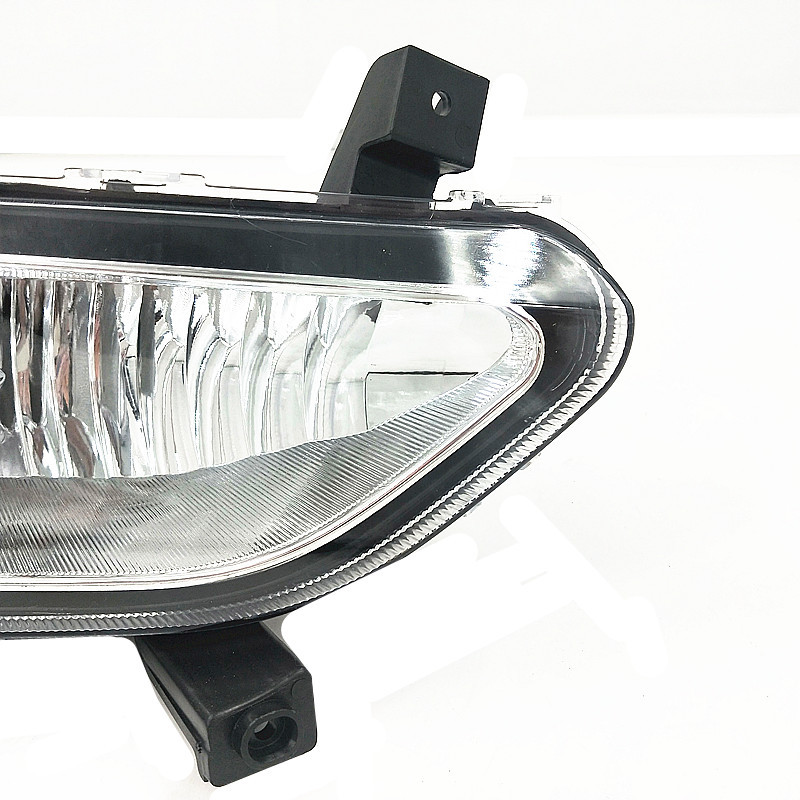 适配18年新款五菱宏光s前雾灯总成灯罩改装19宏光s前照灯防雾灯壳