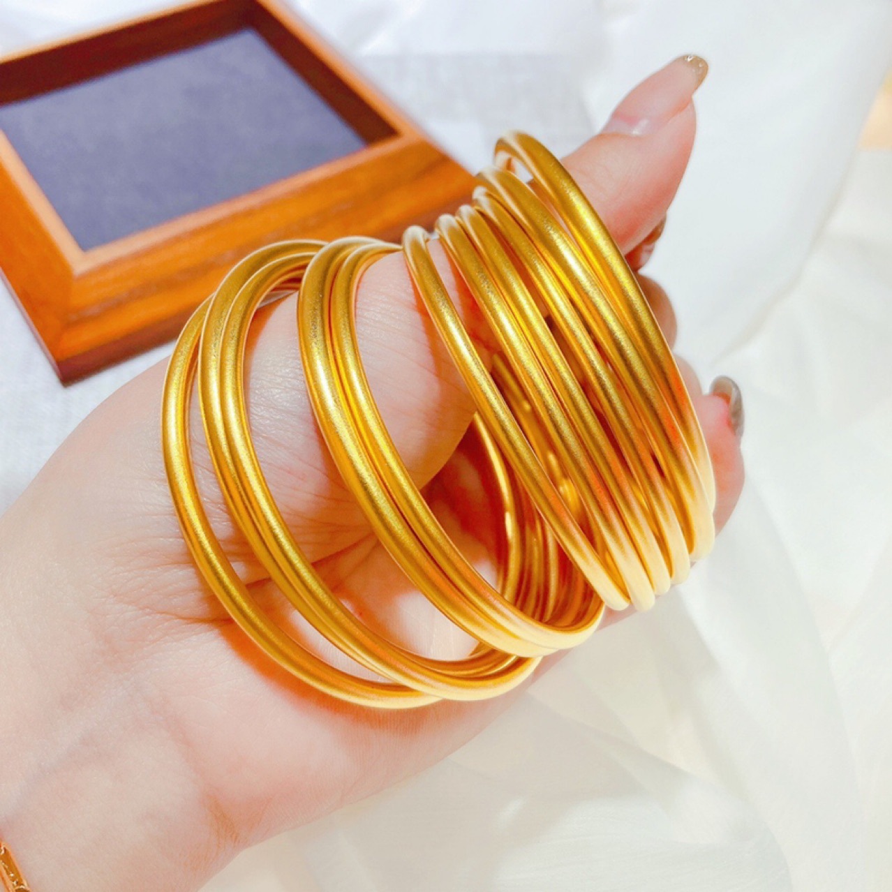 黄金古法手镯女水贝纯金首饰光圈足金999手镯