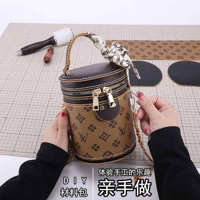 New Fashion Bucket Bag Silk Scarf DIY Handmade Bag Portable Shoulder Crossbody Bag Chain Bag Trendy Printing Material Bag