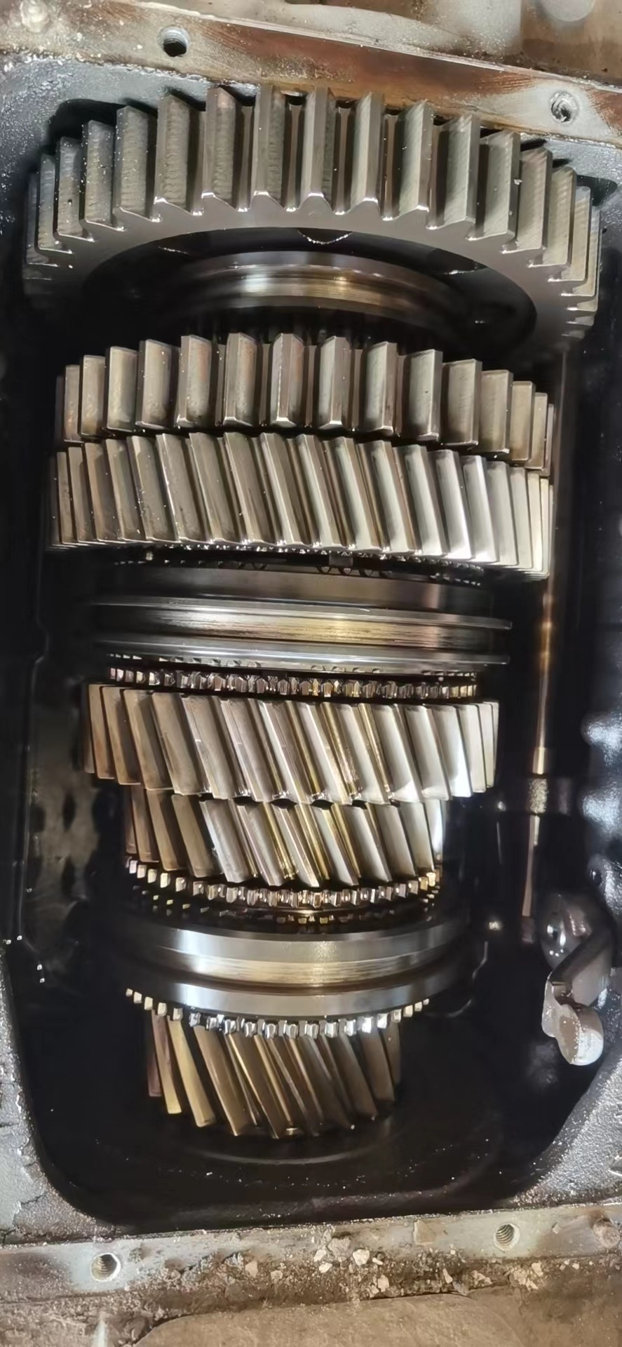 变速箱齿轮 日野 五十铃 实力等各种车型的变速箱及配件