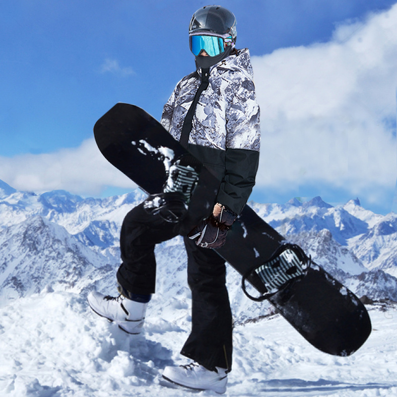 2021新款滑雪服男套装冬季加厚专业单板雪服大码国潮双板雪乡装备