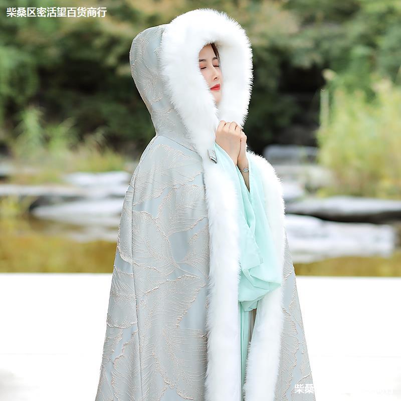 汉服披风斗篷女冬季加绒加厚古装婚纱大披肩外套连帽中式古风冬天