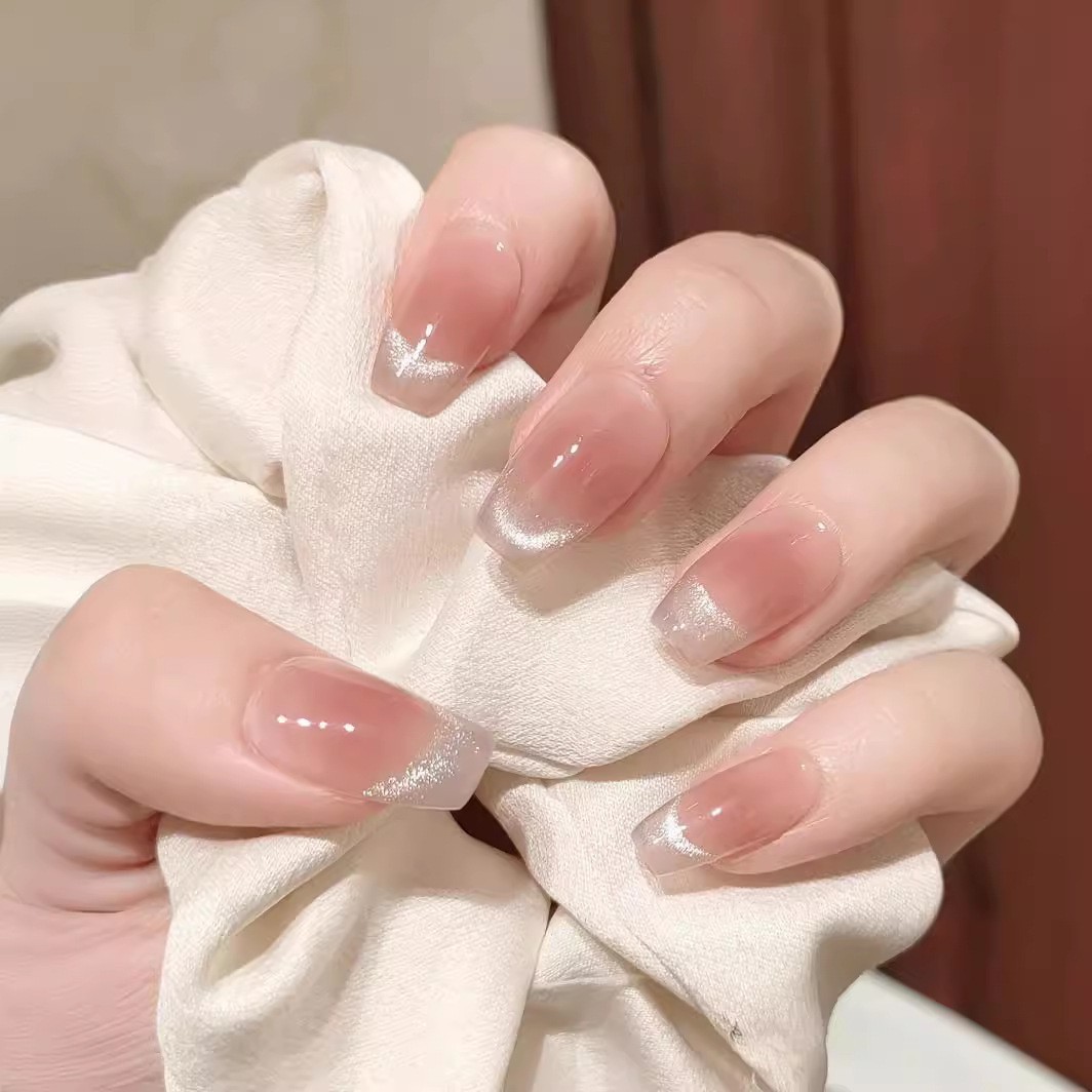 渐变猫眼穿戴甲2024新款半手工腮红银粉美甲片可拆卸指甲贴片成品