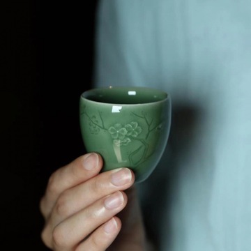 龙泉青瓷严少英四君子杯茶杯梅子青茶具陶瓷品茗杯主个人饮杯