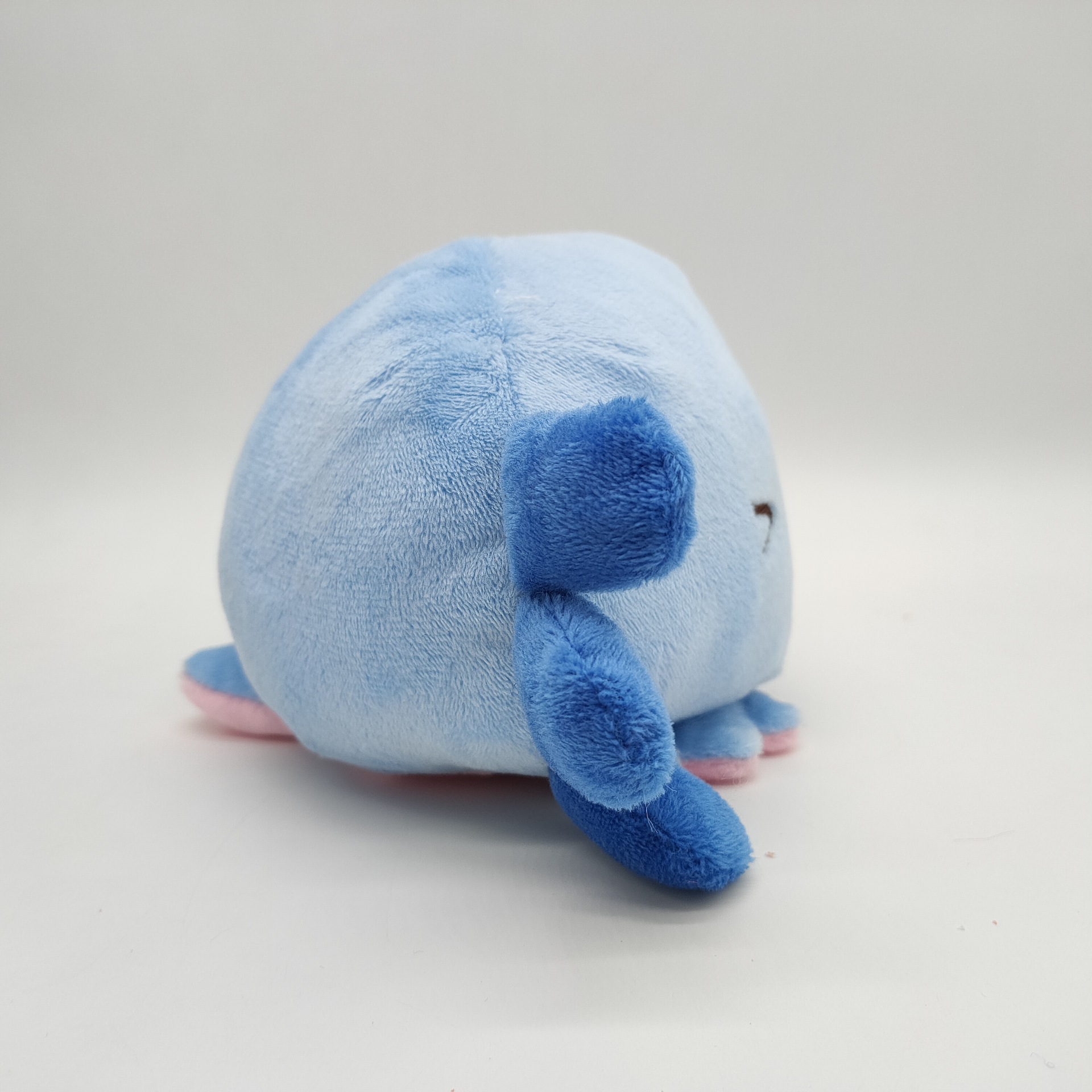 跨境新品蝾螈毛绒玩具 公仔axolotl毛绒玩具抱枕现货批发