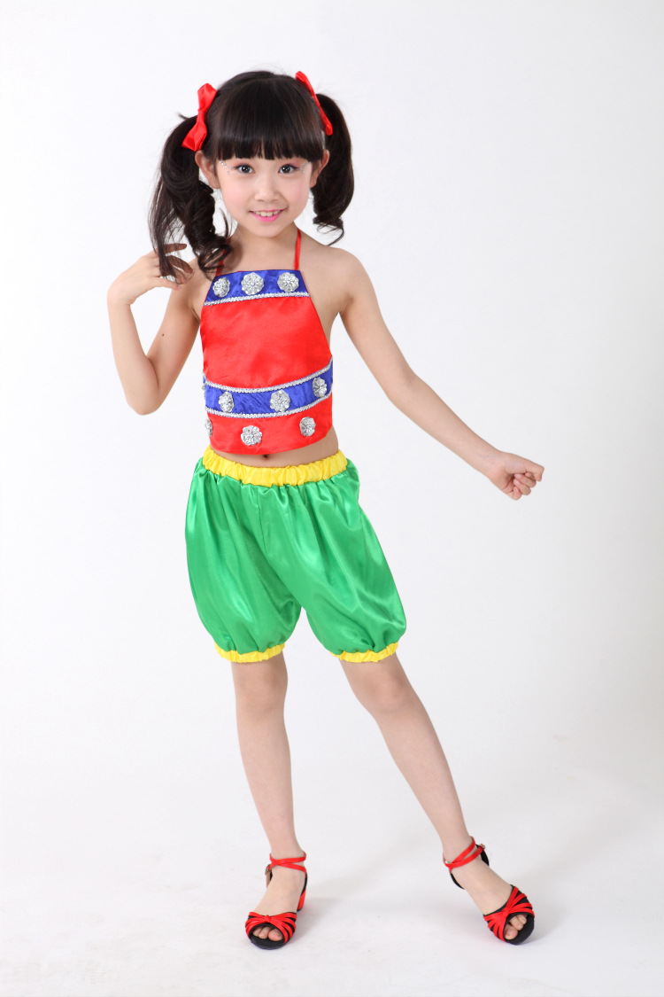 小荷风采拍拍手舞蹈演出服儿童表演服幼儿园男女童红肚兜可爱娃娃