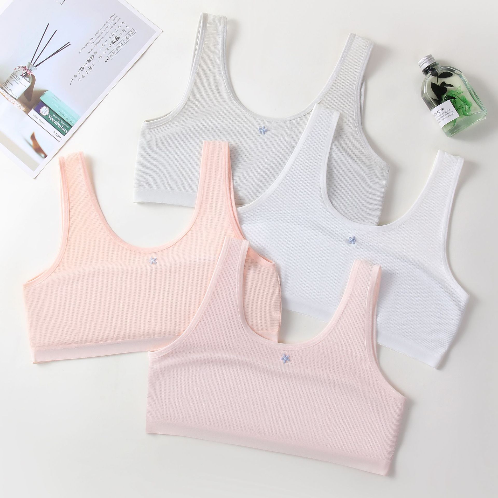 新款内衣学生12-16岁少女无钢圈运动文胸吊带网红爆款-阿里巴巴