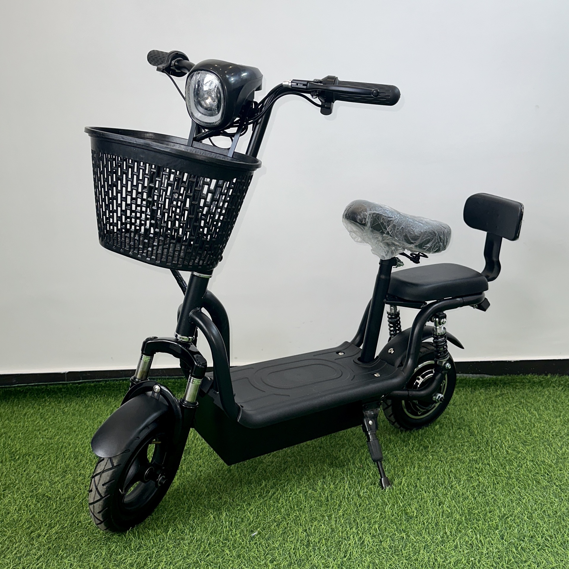 小型哈雷成人电瓶车长续航电动滑板车家用外出买菜亲子通勤代步车