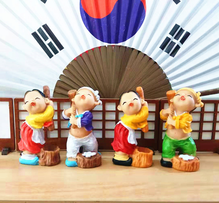 韩国民俗工艺品摆件朝鲜族打糕公仔娃娃韩式餐厅桌面摆饰情侣卡通
