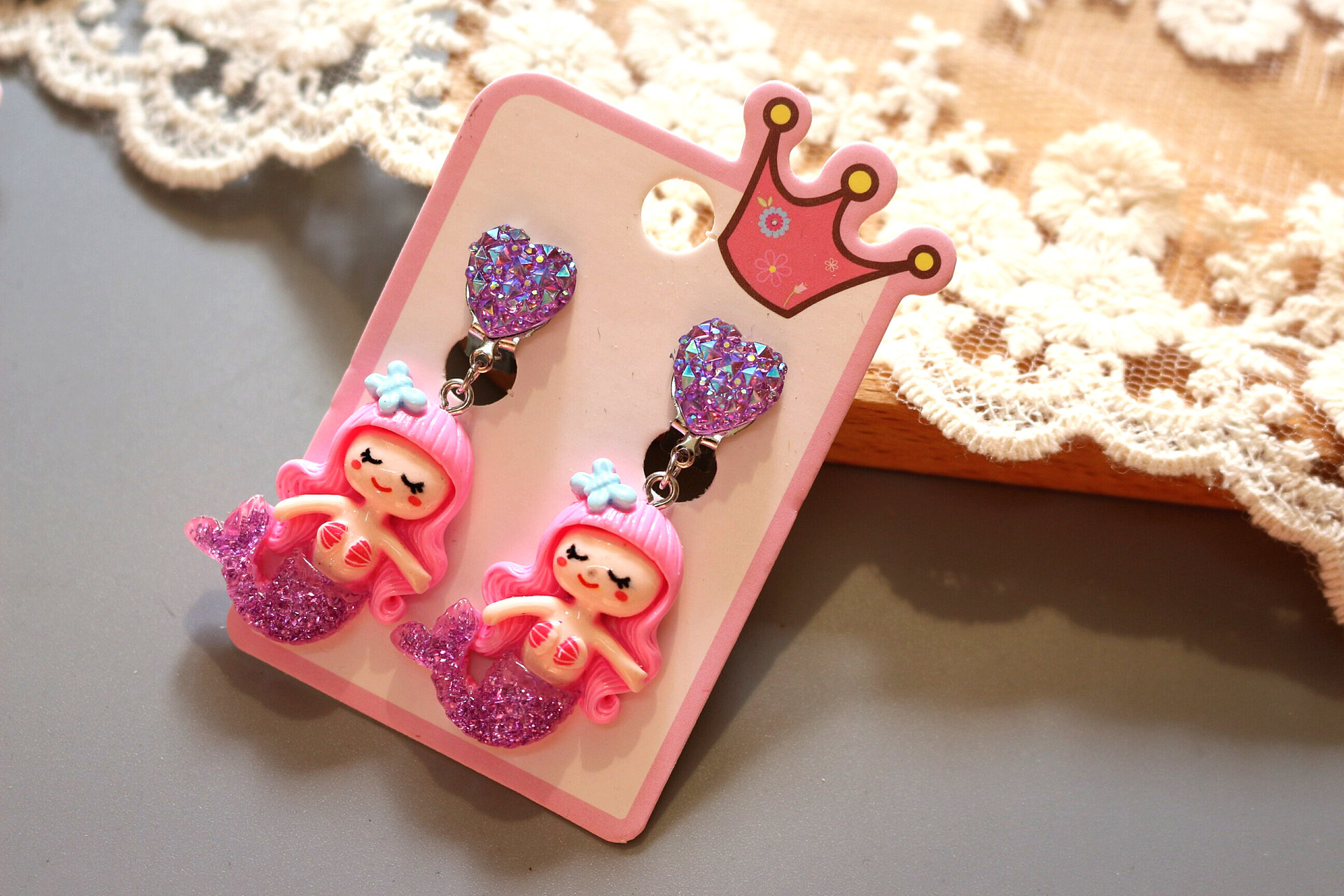 新款儿童耳环耳夹无耳洞女童公主可爱卡通闪粉美人鱼吊坠耳饰品