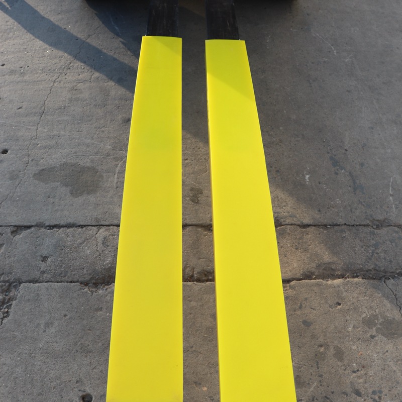 叉车护套 聚氨酯叉车保护套 聚氨酯pu叉车臂保护套 前叉套 货叉套