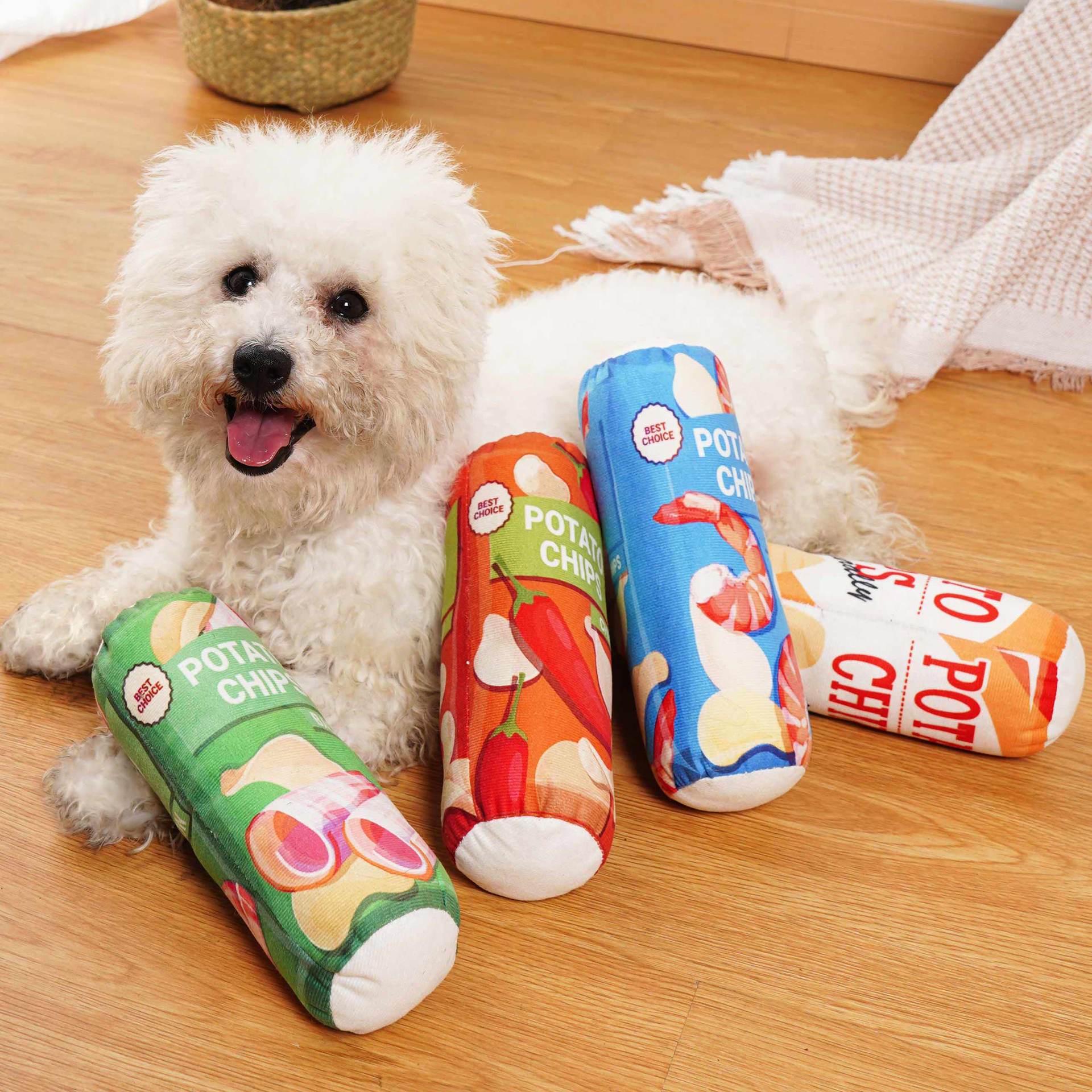 跨境热卖新款狗狗啃咬玩具发声仿真薯片磨牙神器耐撕咬独处解闷