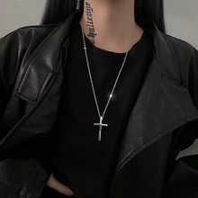 欧美气质简约十字架钛钢项链女嘻哈小众设计感个性百搭长款毛衣链