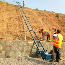 山东德州爬山虎上料坡道石头运料陡坡混凝土提升建筑爬山虎上料机