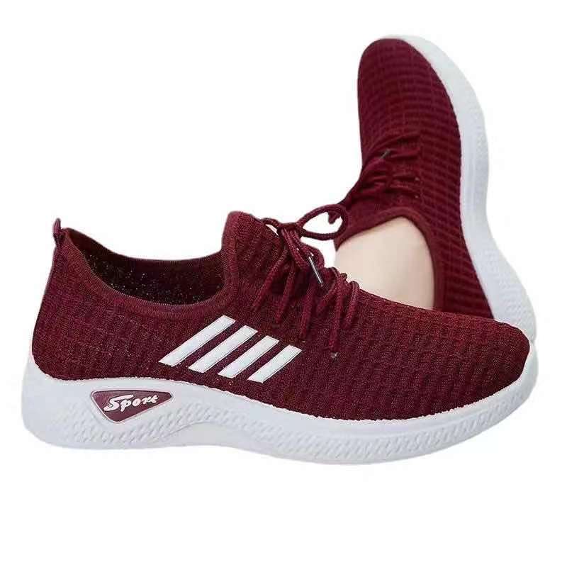 2023 New Sports Shoes Women's Breathable Mom Shoes Summer Soft Bottom Korean Style Low-Top Casual Flying Woven Old Beijing Cloth Shoes