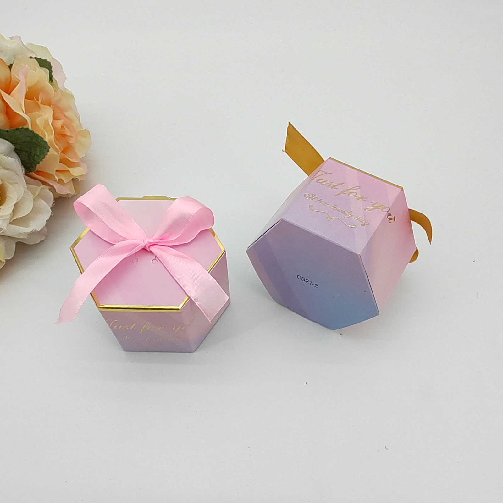 结婚喜糖盒创意欧式六边形方盒大理石纹糖果盒子婚庆纸盒庆生礼盒