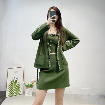 m家 春夏新款女装时尚编织饰边流苏系绳绿色外套吊带短裙三件套装