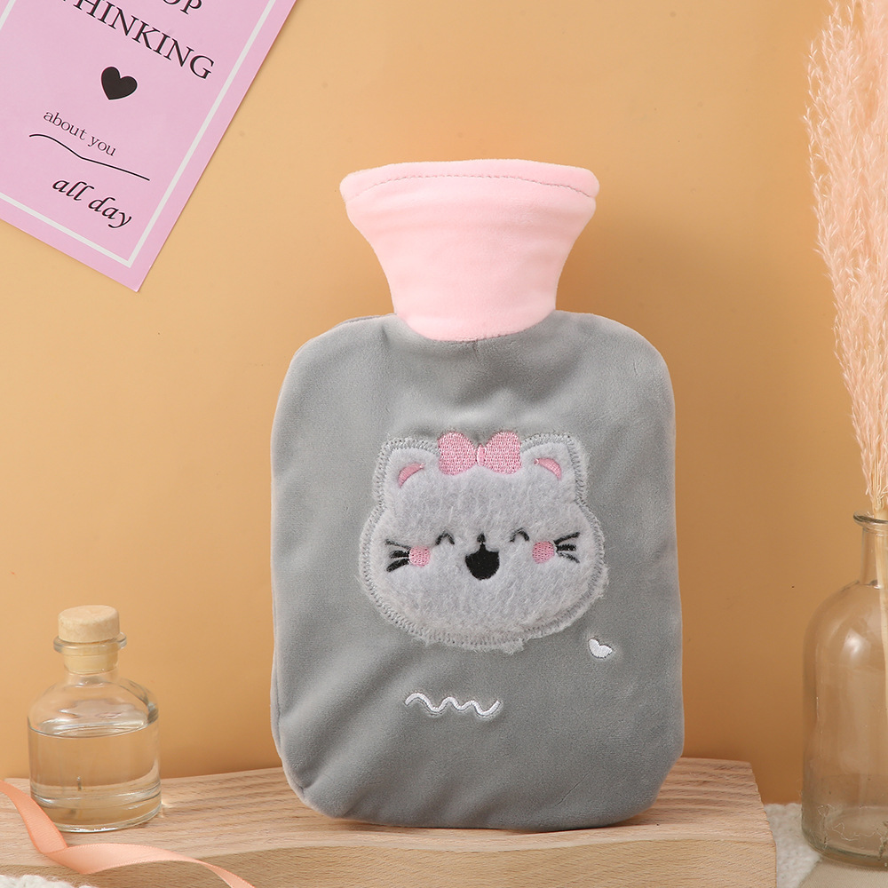 Plush Embroidery Water Injection PVC Hand Warmer Winter Warm Outdoor Hand Warmer Explosion-Proof Large Capacity Hot Water Bag