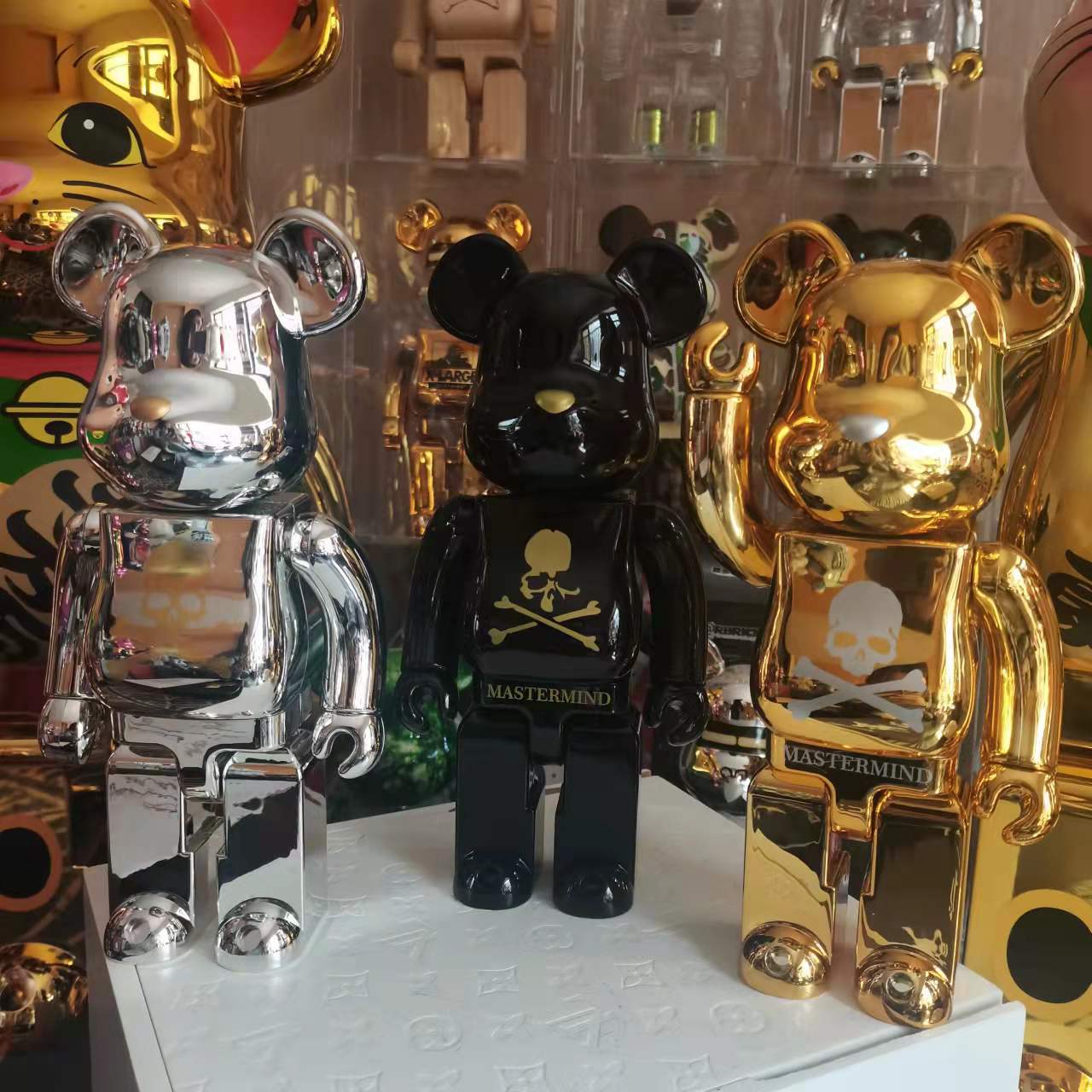 bearbrick400%电镀繁荣骷颅头mmj金银暴力熊摆件玩偶关节可响咔咔