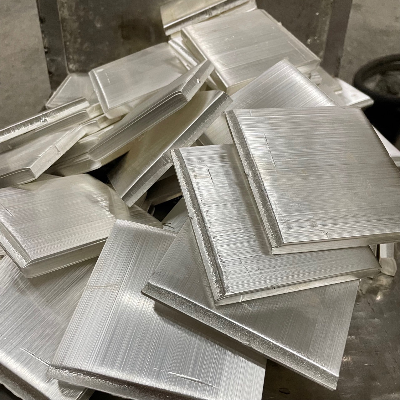 2万克925纯银厚薄银板银片冲压油压激光 首饰厂专用无沙孔高密度银板