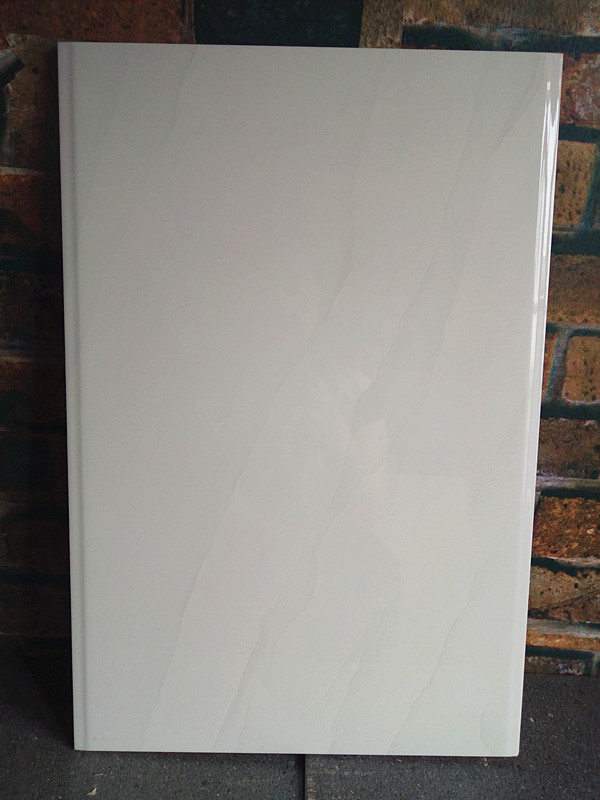 工程专用厨房卫生间墙砖白瓷片内墙砖 300*450瓷砖 纯白亮面瓷砖