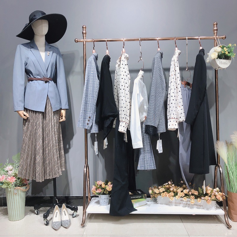 广州国渼折扣品牌女装特卖2021艺燕春款原创杂款走份批发直播货源