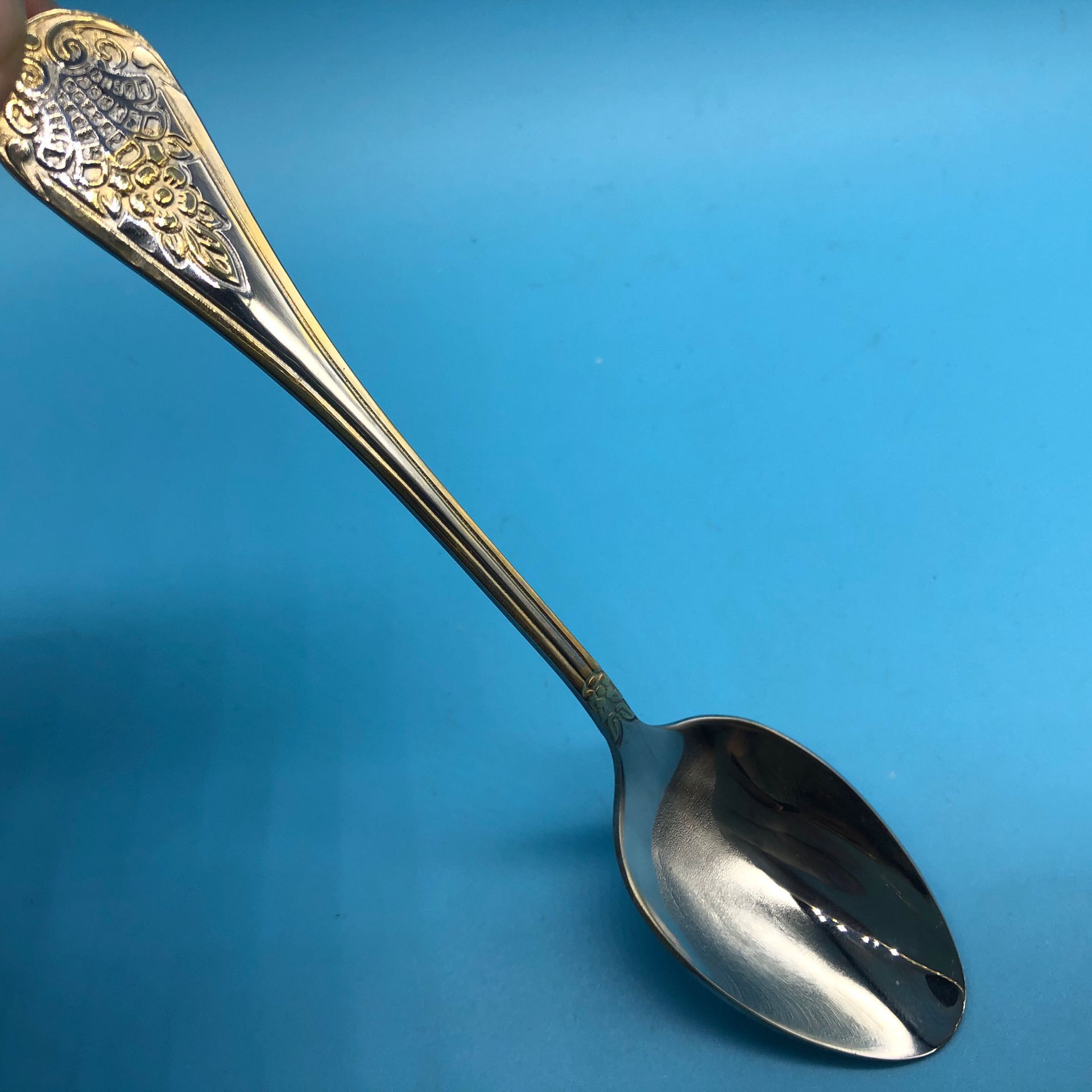 刻花镀金小铁更 精抛光加厚款小勺子调羹小铁勺 畅销地摊货源赠品