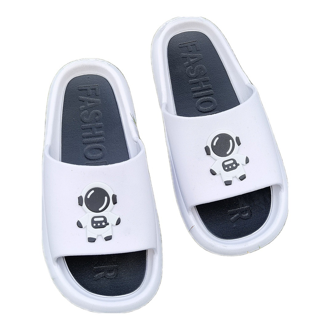 Slippers Men's Summer Wear Sports Beach Slip-on Sandals Couple Cartoon Platform Ins Women's Sandals Wholesale