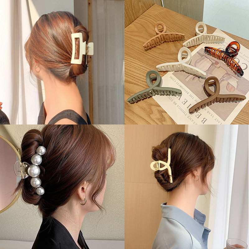 Pearl Grip Back Head Large Hair Clip Internet Celebrity Korean Elegant Graceful Hairpin Hair Claw Shark Clip Hairware Female
