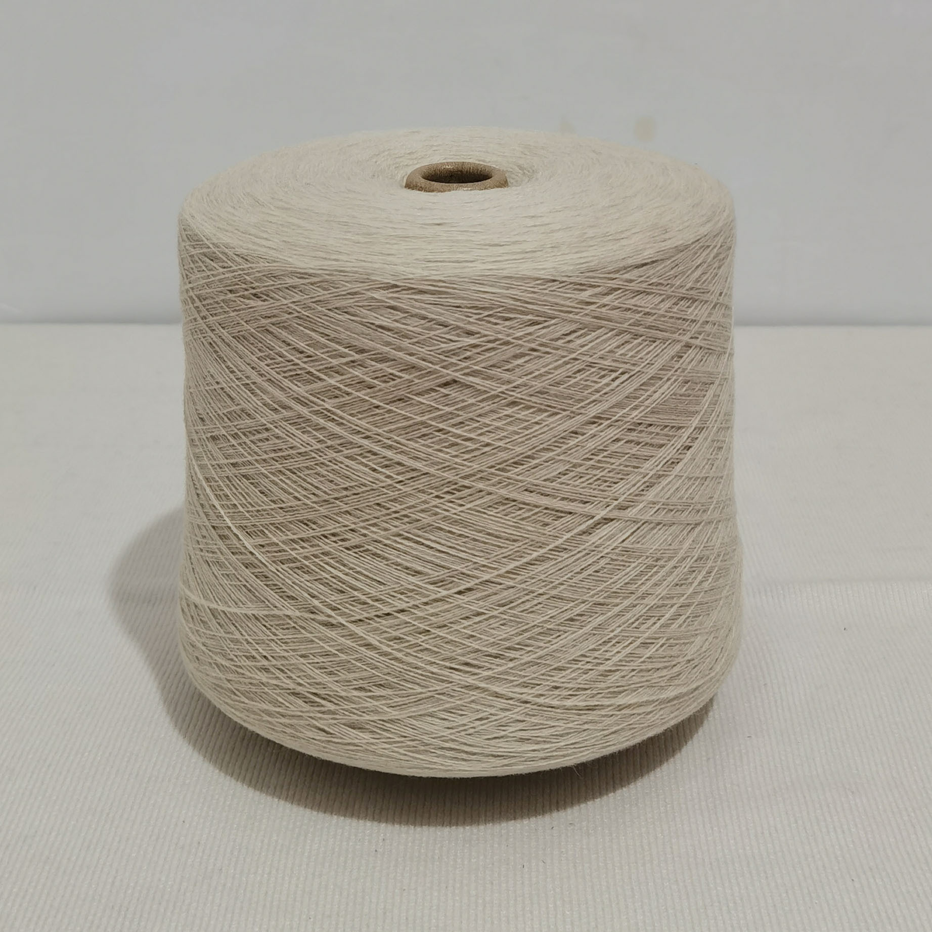 2023 Brand New Color Pure Cashmere Yarn 26 Pieces Hongyuan Woven Hand-Knitted Hand Knitting Yarn Soft and Comfortable Close-Fitting Wear