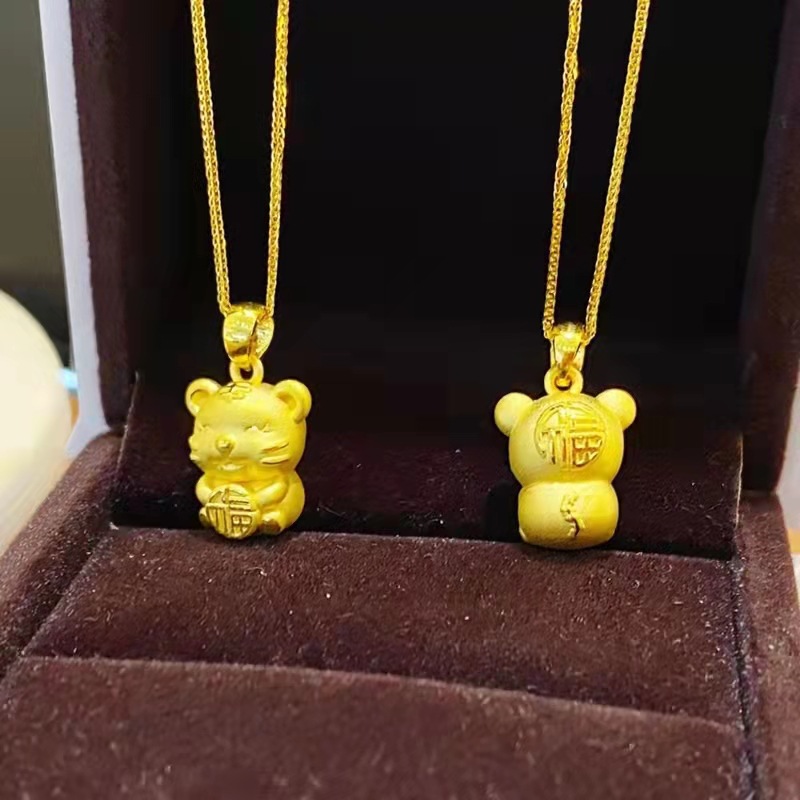 999足金吊坠3d硬金生肖抱福虎黄金项链女纯金本命年宝宝老虎挂坠