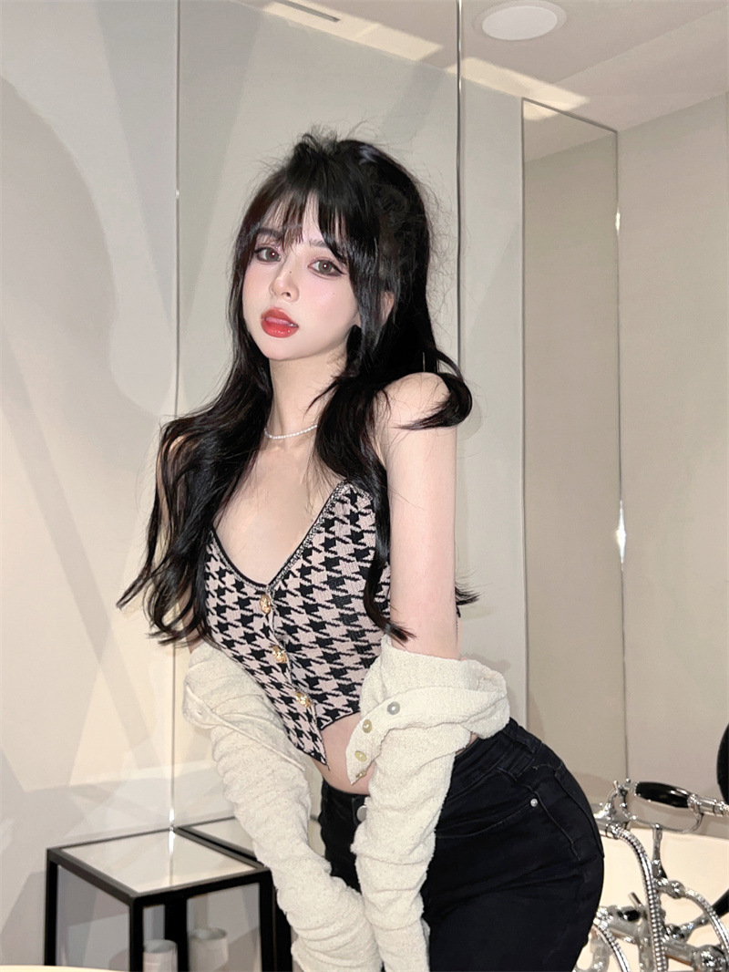 辣妹风吊带背心女夏季外穿性感短款美背网红修身纯欲打底上衣2022夏季