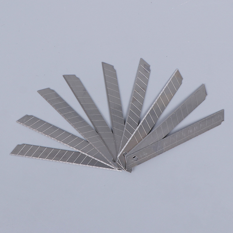 9mm小号美工刀片 家用保洁刮墙皮刀片 现货批发玻璃地板清洁刀