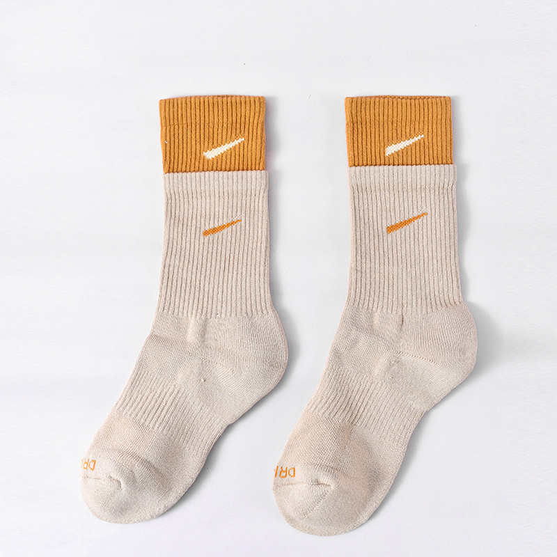 Suwannike Socks Color Double-Layer Stitching Men's and Women's Mid-Length Towel Bottom Sports Socks One-Piece Delivery