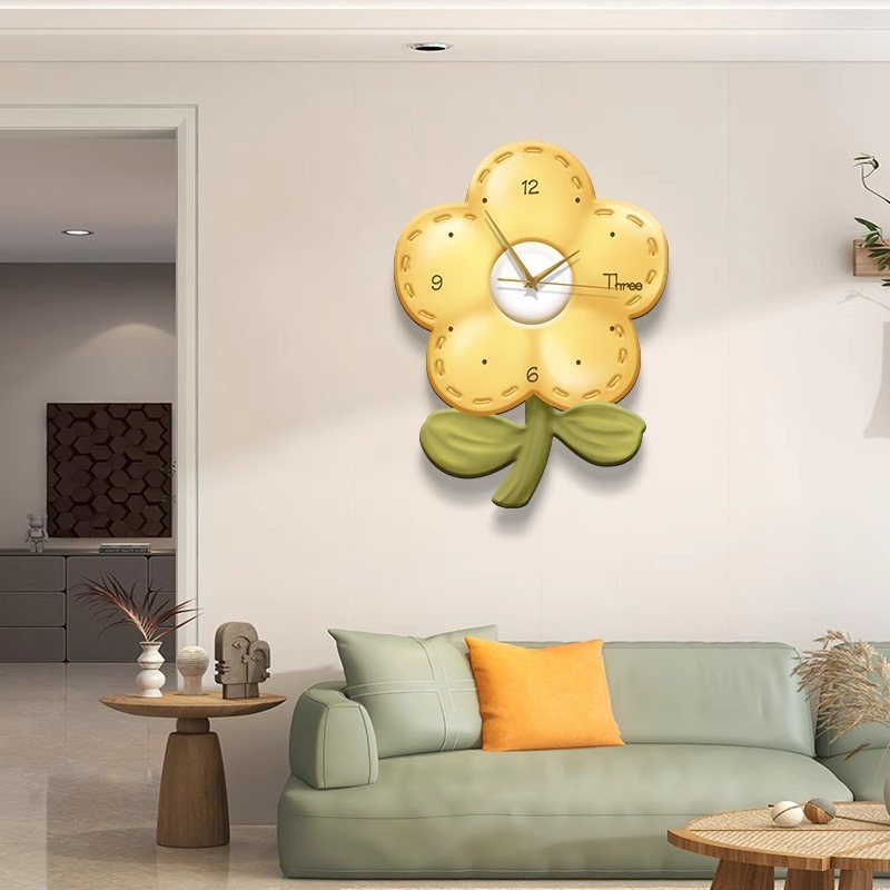 奶油风餐厅花卉钟表挂钟创意新款led灯静音时钟文艺可爱免打孔表