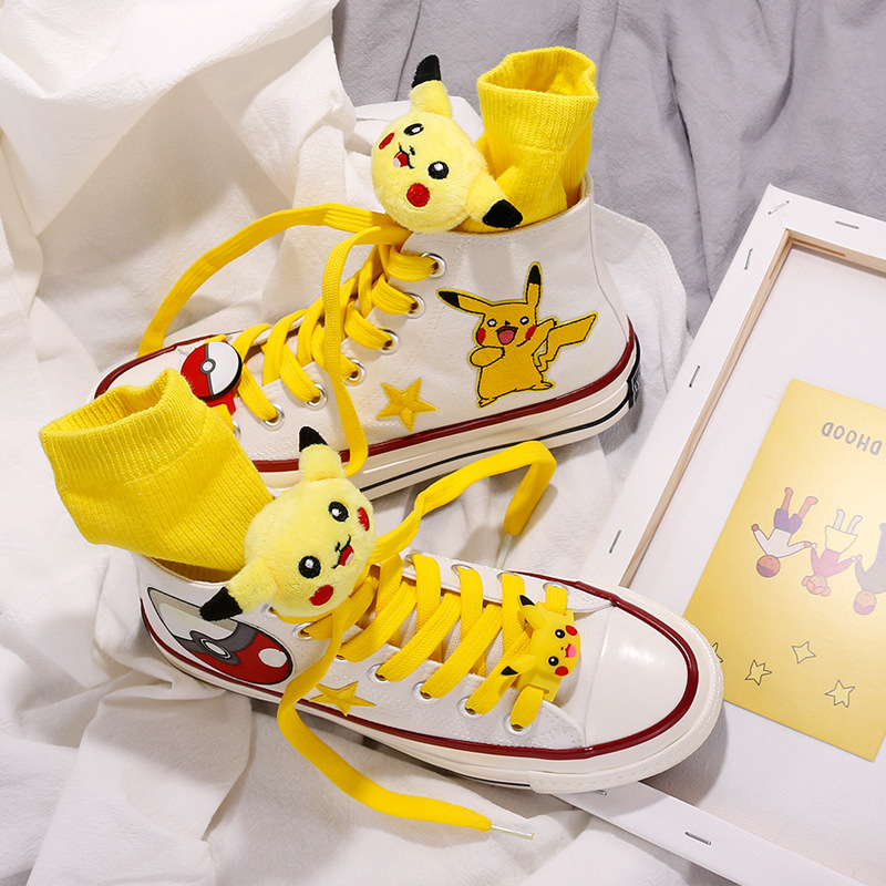 跨境日系可爱卡通图案周边刺绣贴印花帆布鞋青少年学生帆布鞋