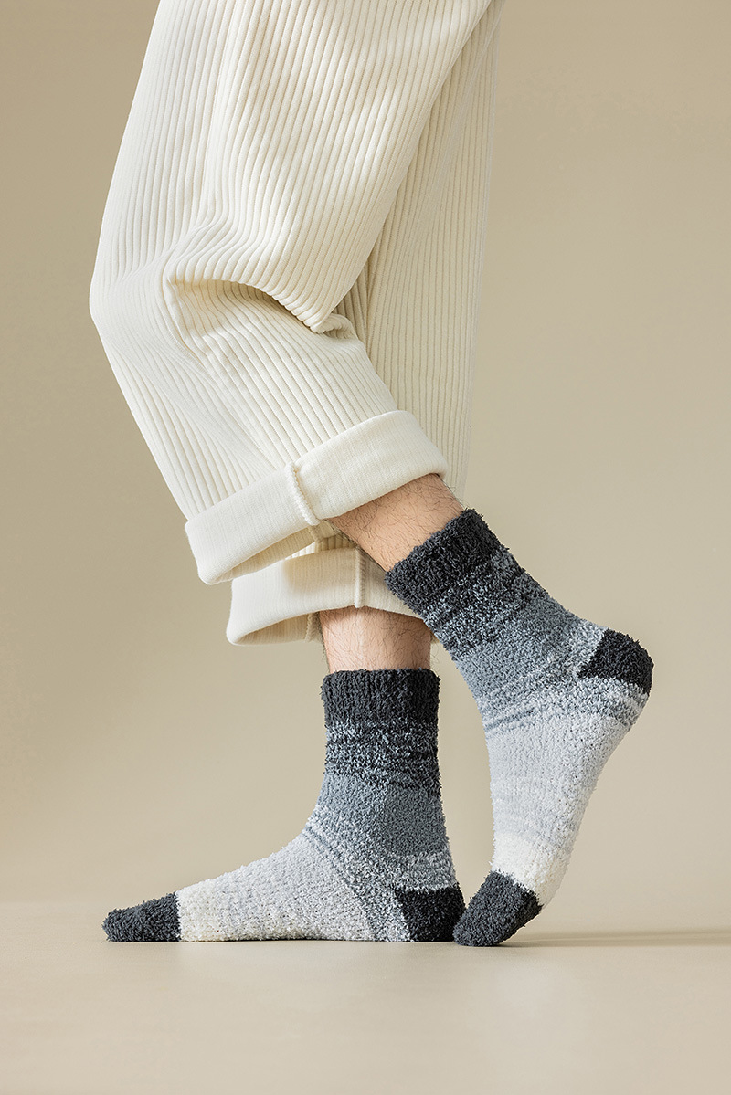 Autumn and Winter Thickening Coral Fleece Socks Men's Mid-Calf Gradient Color Men's Socks Sleeping Socks Warm Keeping Floor Men's Mid-Calf Length Sock