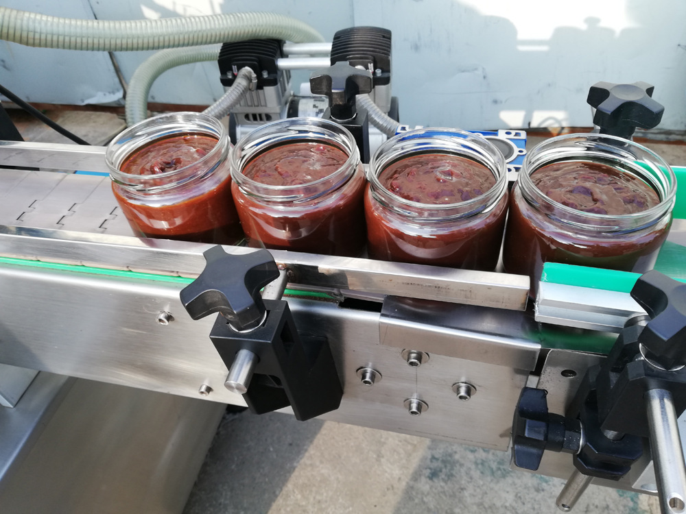 加热搅拌灌装机 辣椒酱花生酱豆豉酱加热搅拌灌装机
