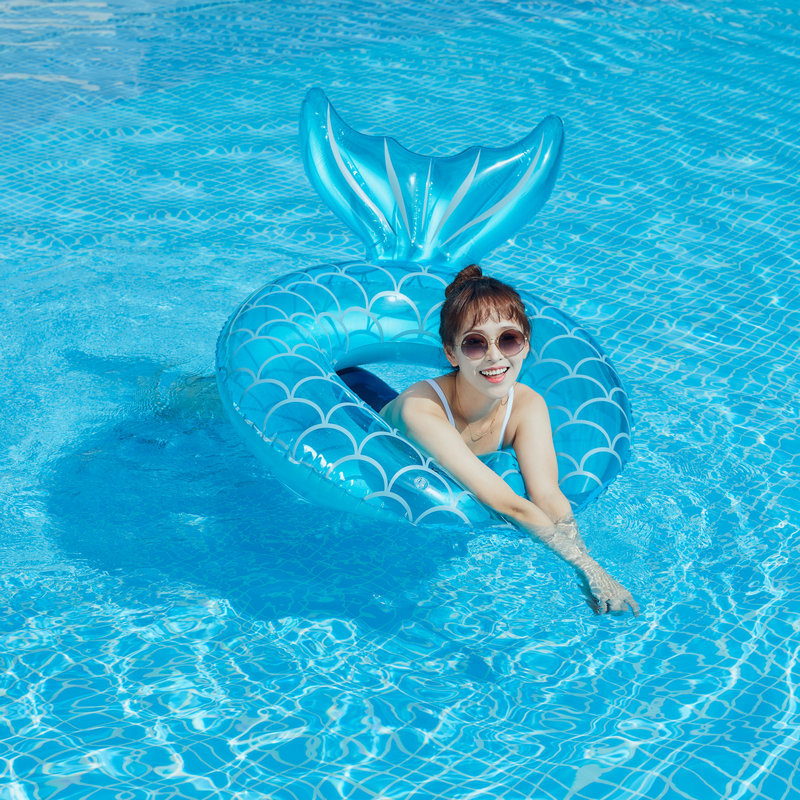 美人鱼游泳圈 带鱼尾巴泳圈pvc成人儿童靠背美人鱼游泳圈