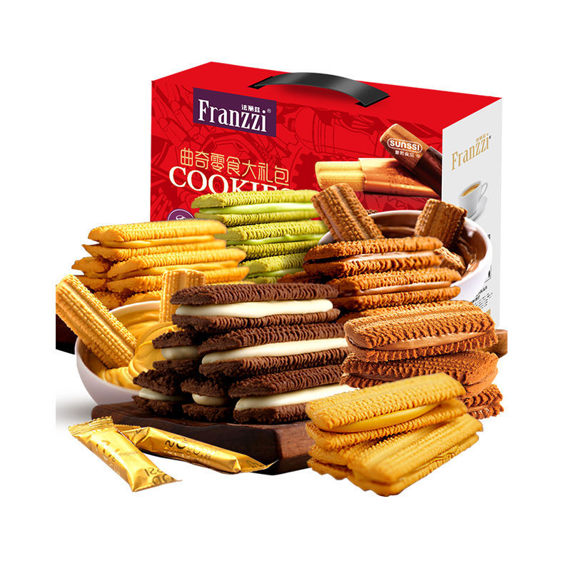 网红休闲早餐小零食巧克力夹心曲奇饼干礼盒送礼新年大礼包