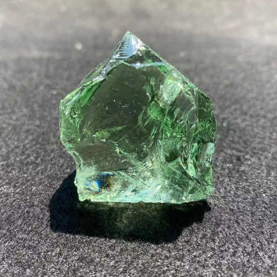 批发仿水晶原石 浅绿琉璃 安德鲁光工绿色玻璃装饰布景扩香石摆件