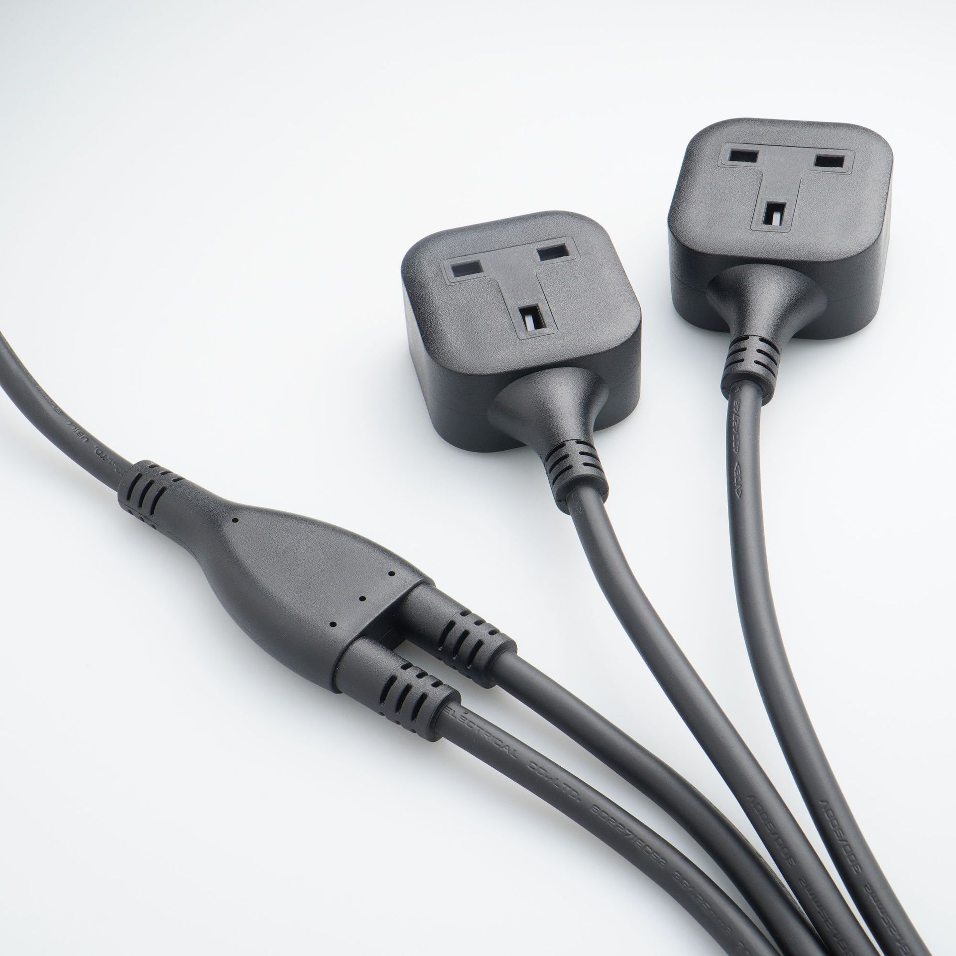 英规地拖电源线 一拖二地拖电源线 英规两孔地拖插座