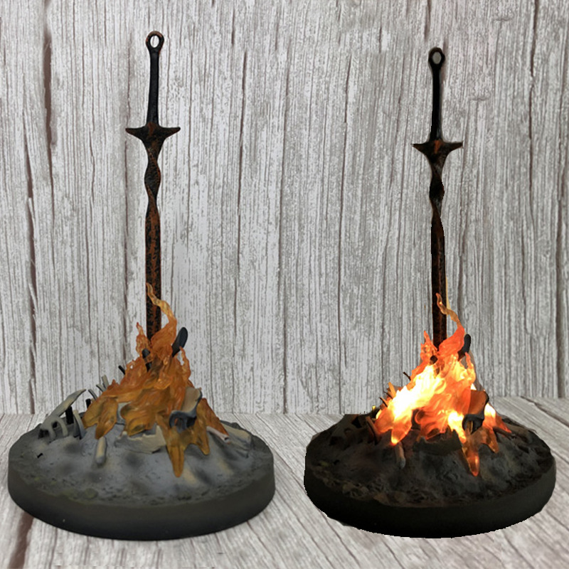动漫批发黑暗之魂手办 bonfire lit篝火发光的火堆 发光剑 模型