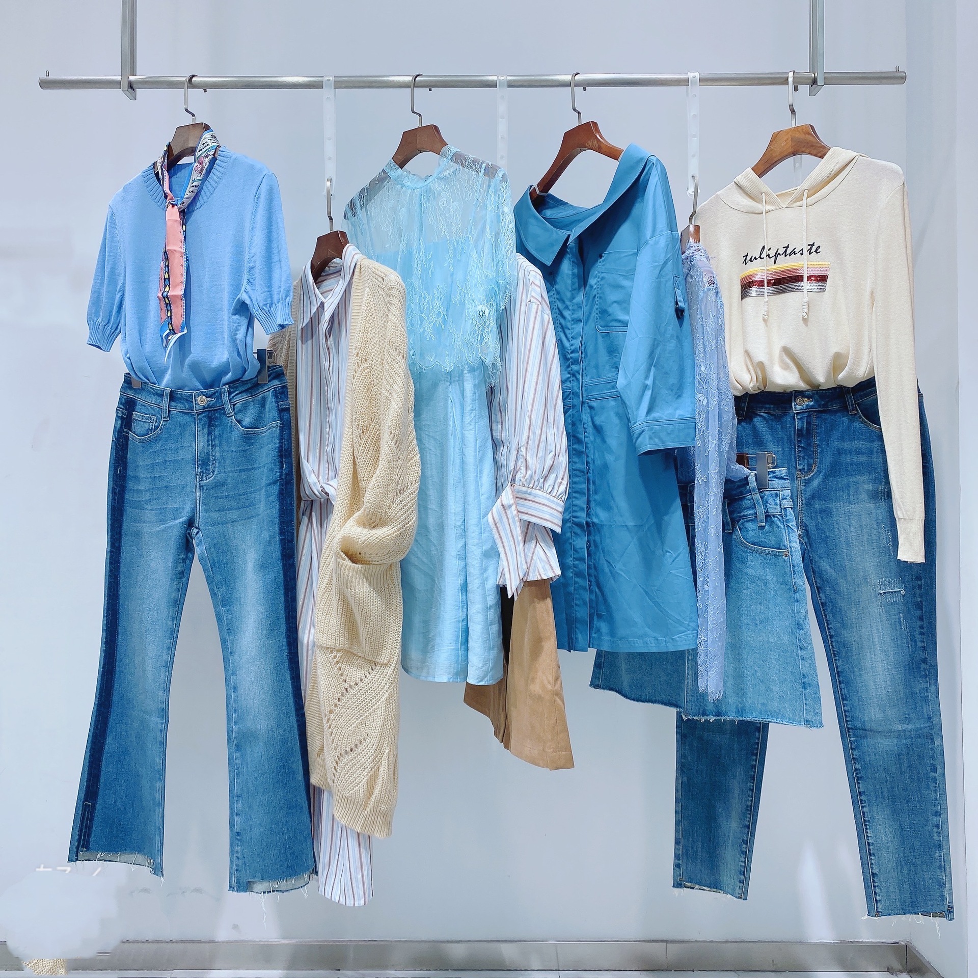 郁香菲时尚淑女装秋装品牌折扣尾货批发上海七浦路女装批发货源