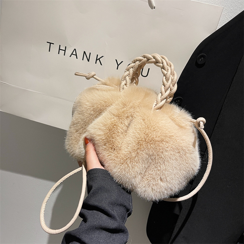 Trendy Women's Bags Portable Fur Bag Autumn and Winter New Pleated Cloud Bag High Sense Plush Bag Underarm Shoulder Crossbody