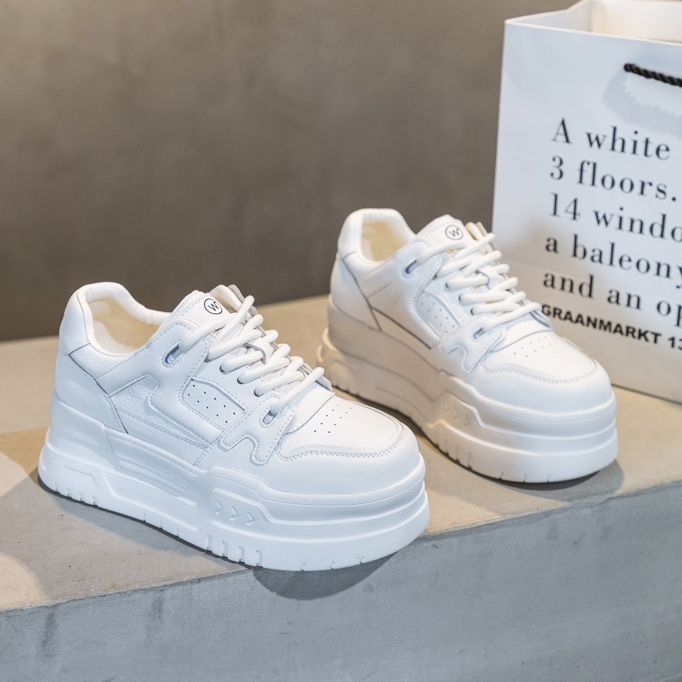 2024春季新款松糕底板鞋真皮小白鞋增高休闲女鞋厚底轻便百搭潮鞋